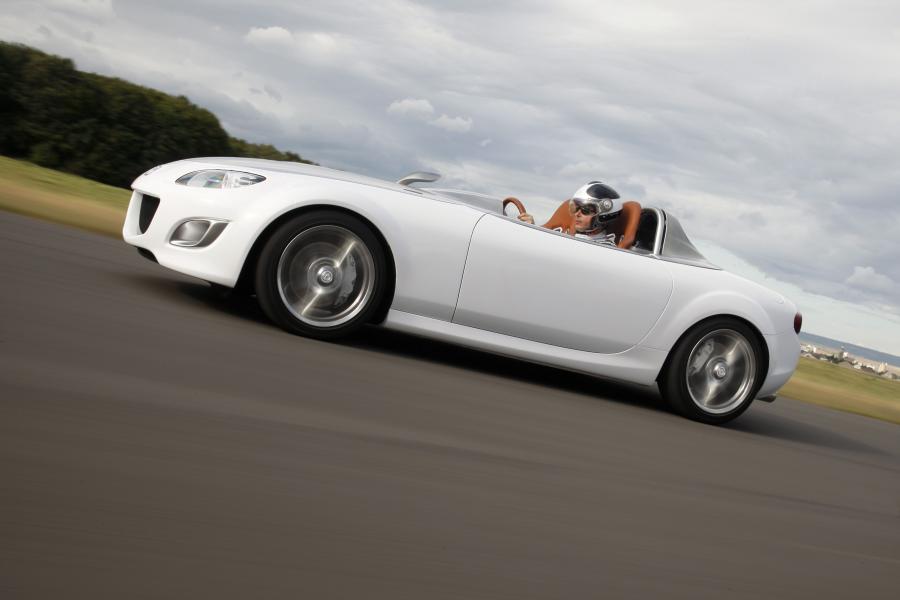  Mazda MX-5 Super Lightweight Version 2009 года  (фото 85 из 99)
